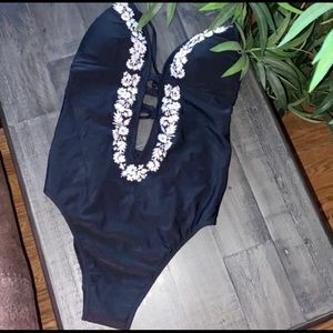 Abercrombie & Fitch one piece bathing suit